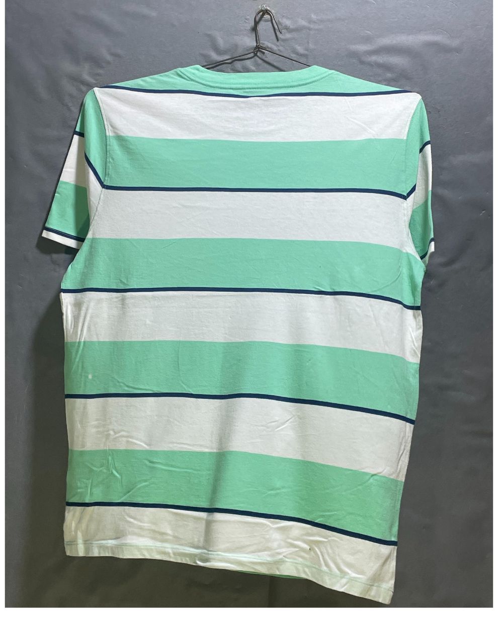 Old Navy Green T Shirt For Men Medium | Preloved Labels