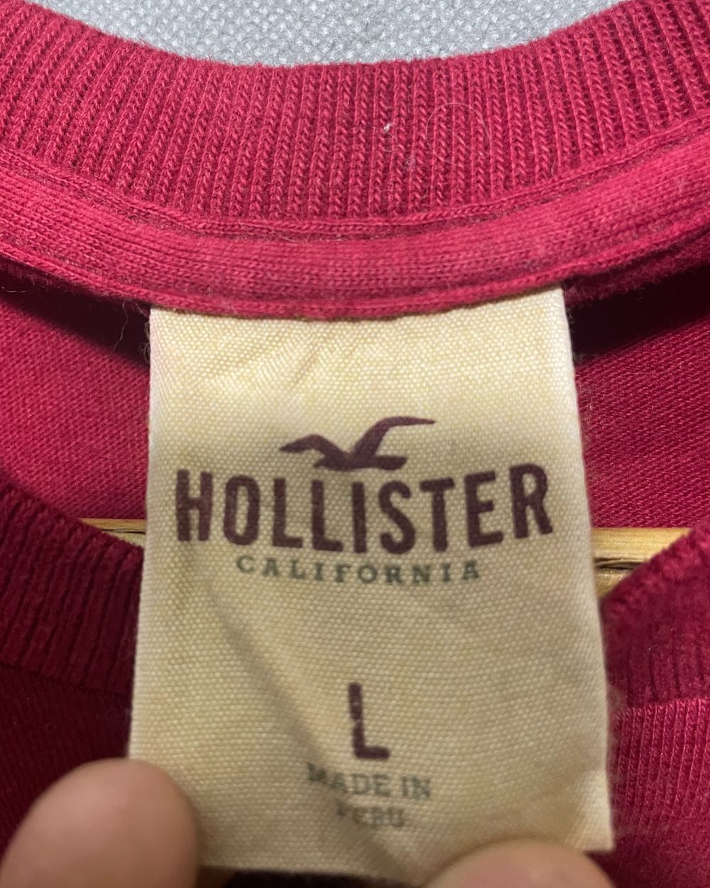 Hollister Gray T Shirt For Men Large