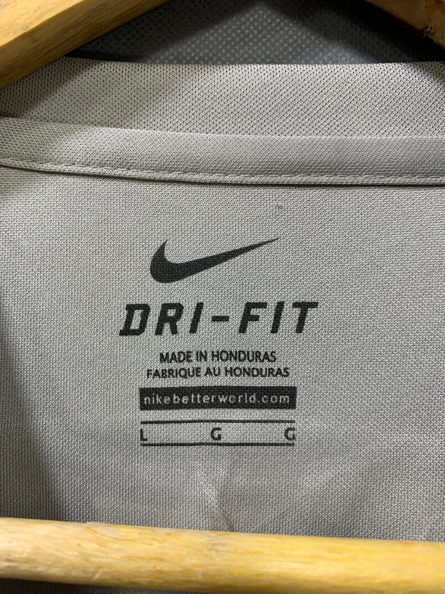 Nike Dri Fit Gray Sports For Women T Shirt L
