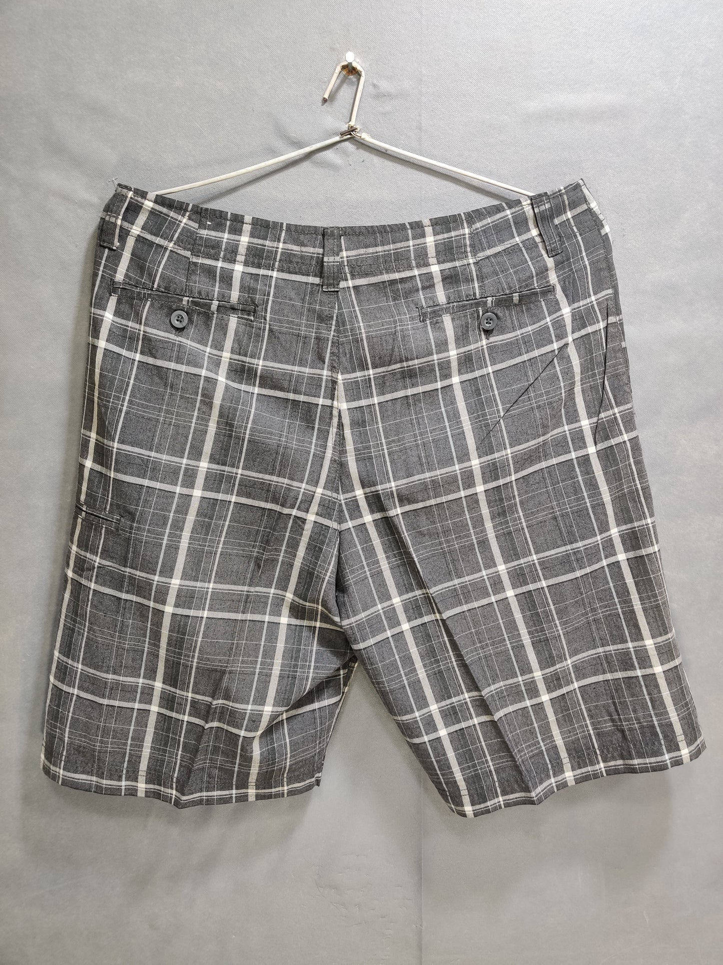 Chaps Gray Cotton Short For Men L