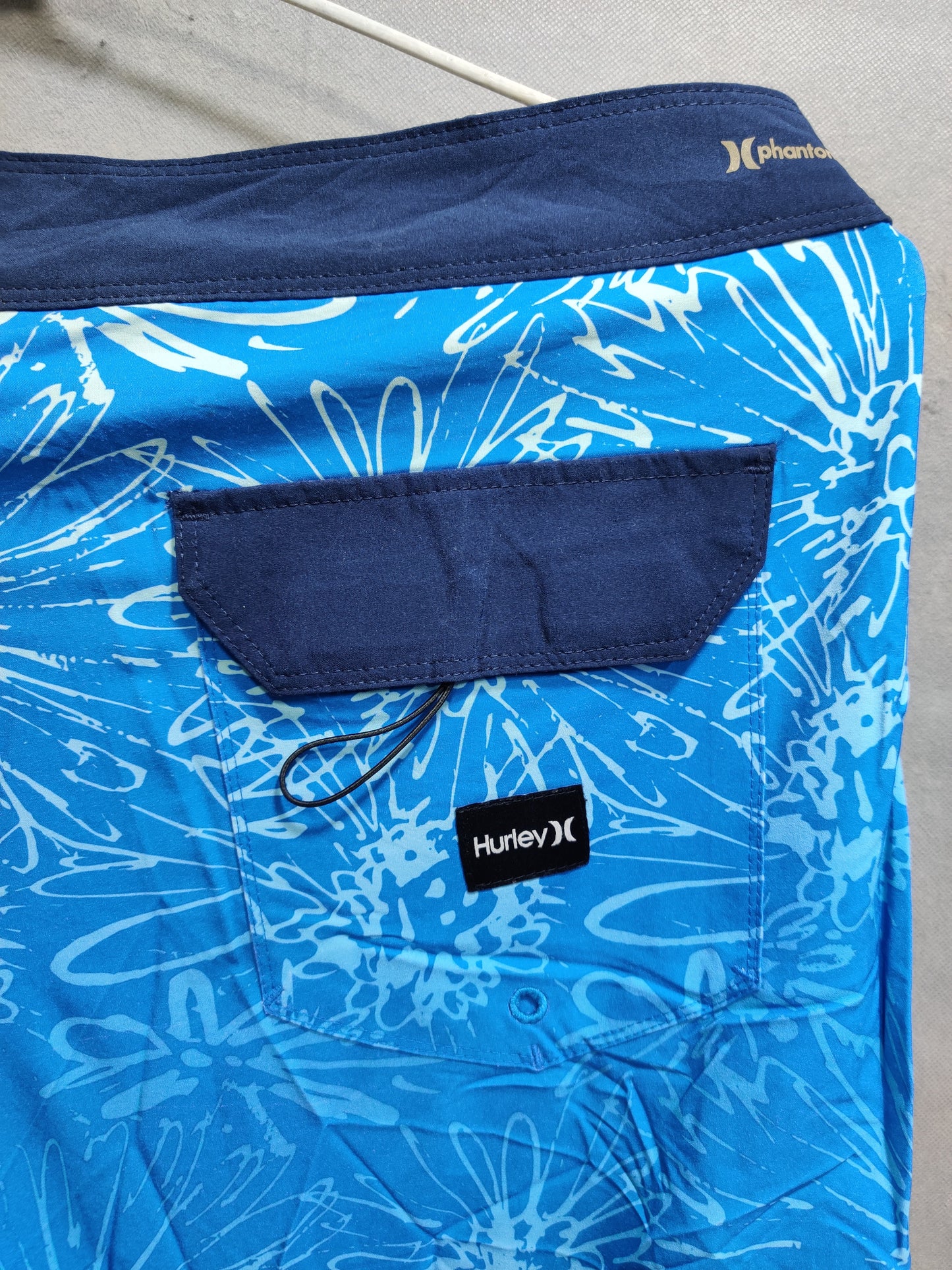 Hurley Blue Polyester Short For Men M
