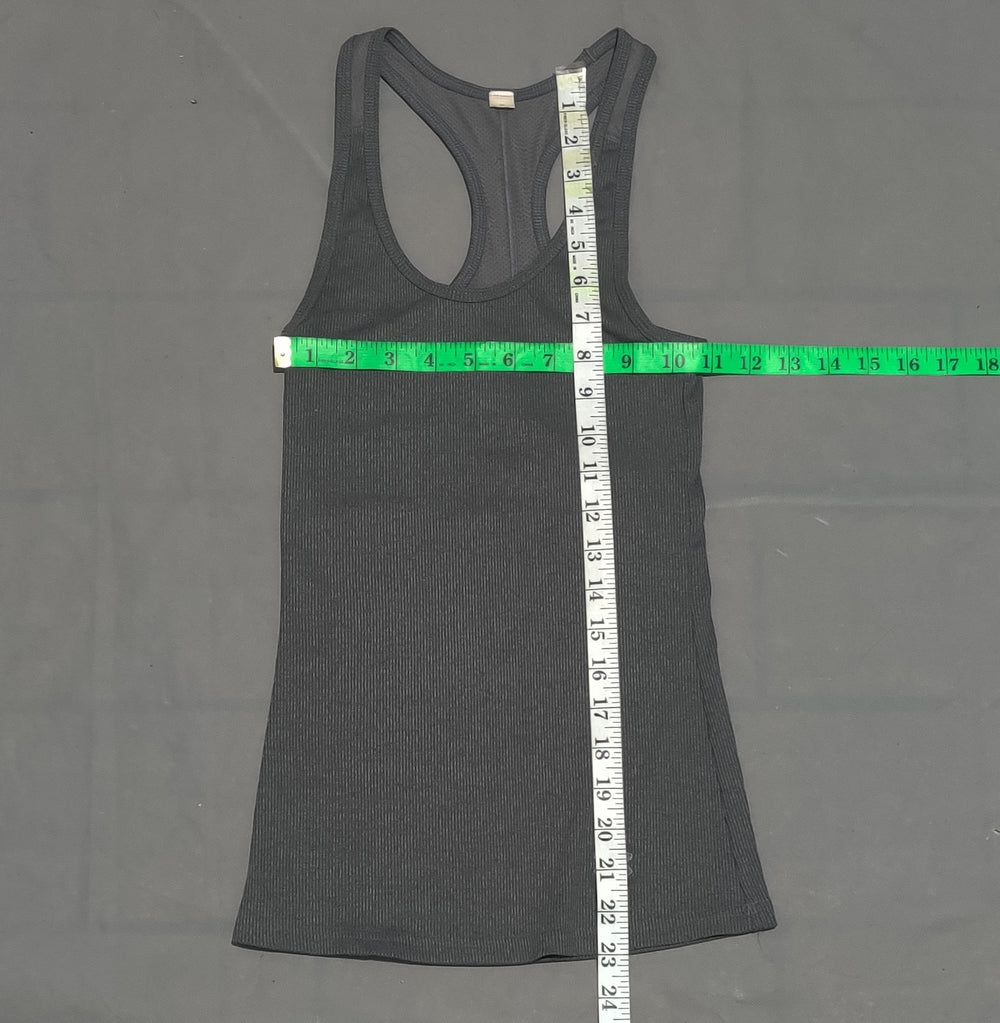 Under Armour Women Sport Gray Vest T Shirt