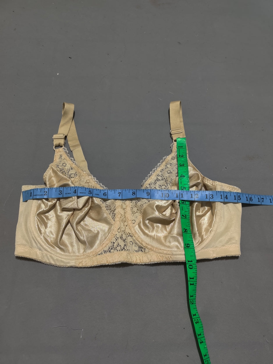 Underscore Women Cream Sport Bra