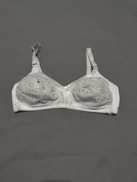 Lacy Women White Sport Bra