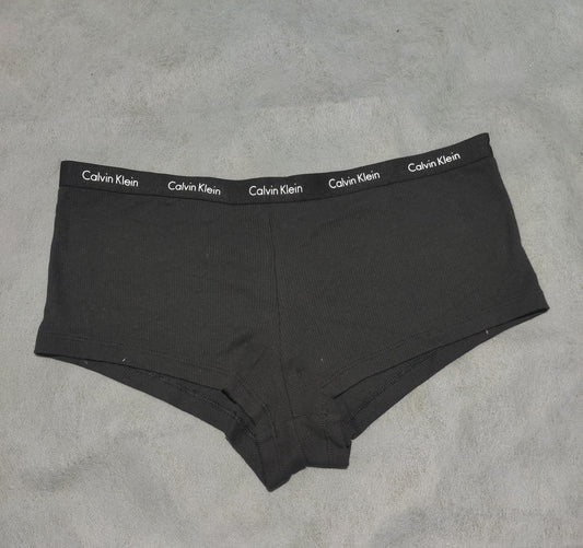 Calvin Klein Women Black Underwear
