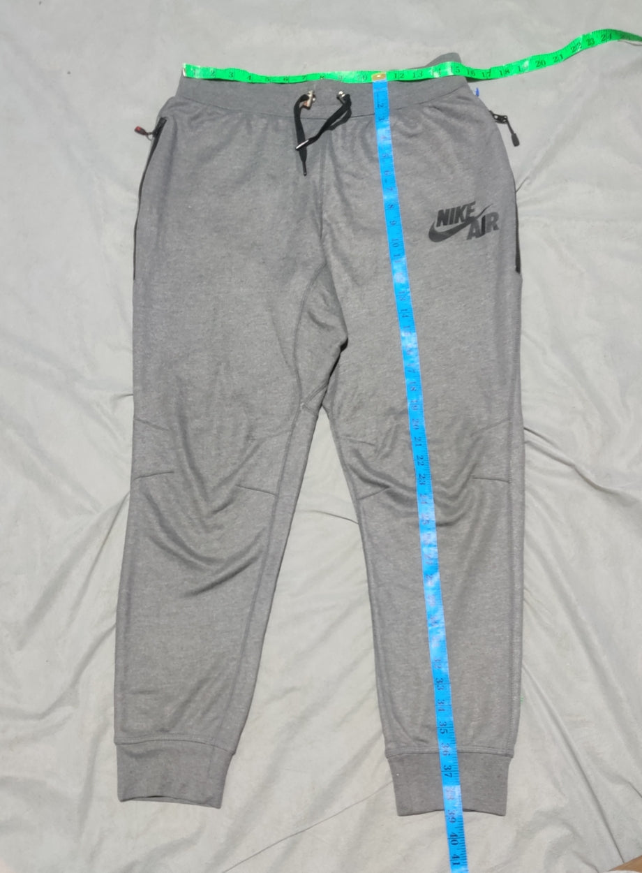 Nike Men Cotton Gray Trouser M