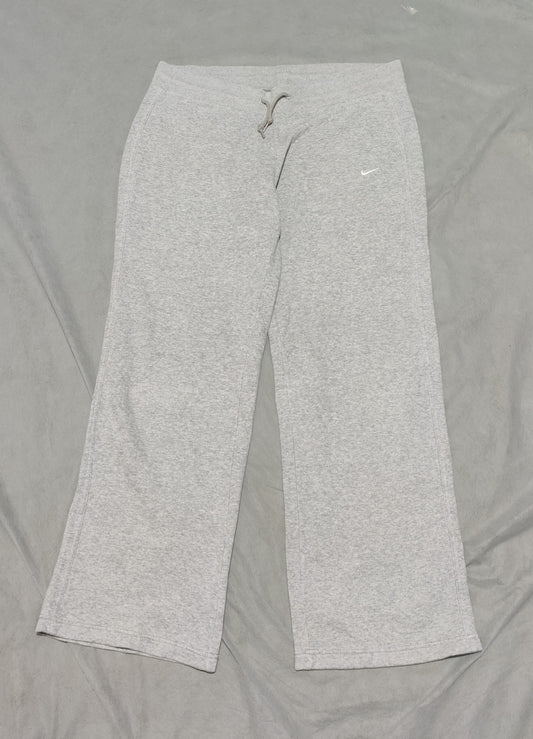 Nike Men Cotton Gray Trouser M