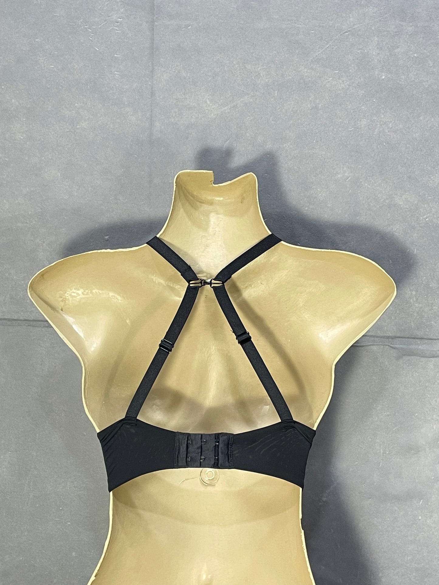 Auden Black Sports Gym Bra For Women M