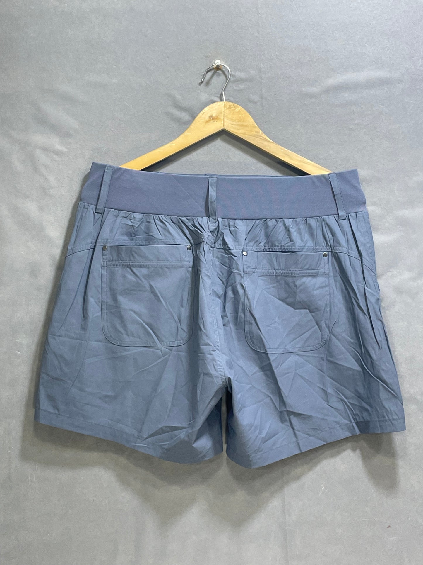 Nomolen Gray Jeans Short For Women X Large