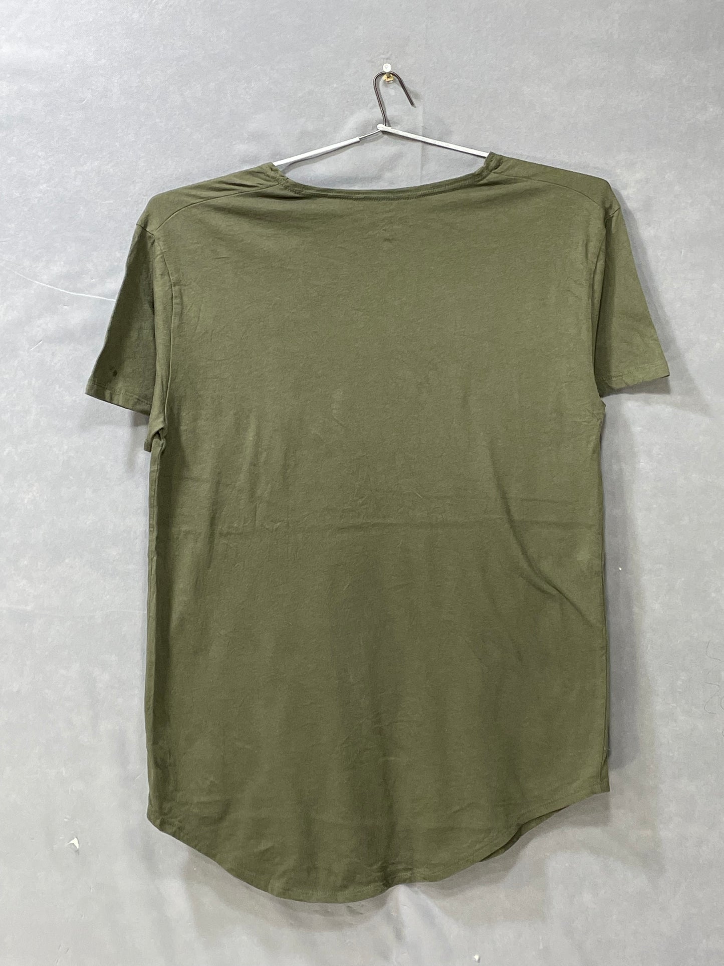 No Boundaries Green Cotton T Shirt For Men Medium