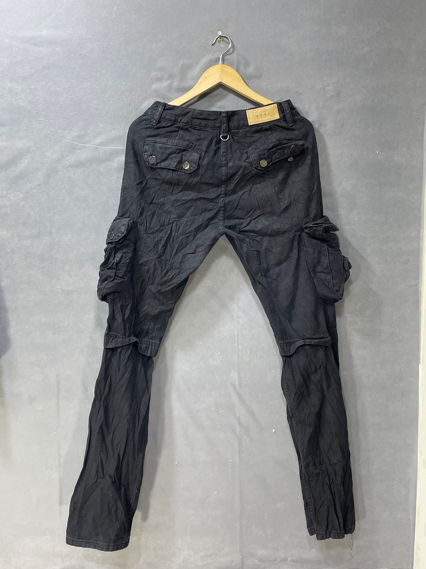 Mnml Black Cotton For Men Cargo Pant X Small