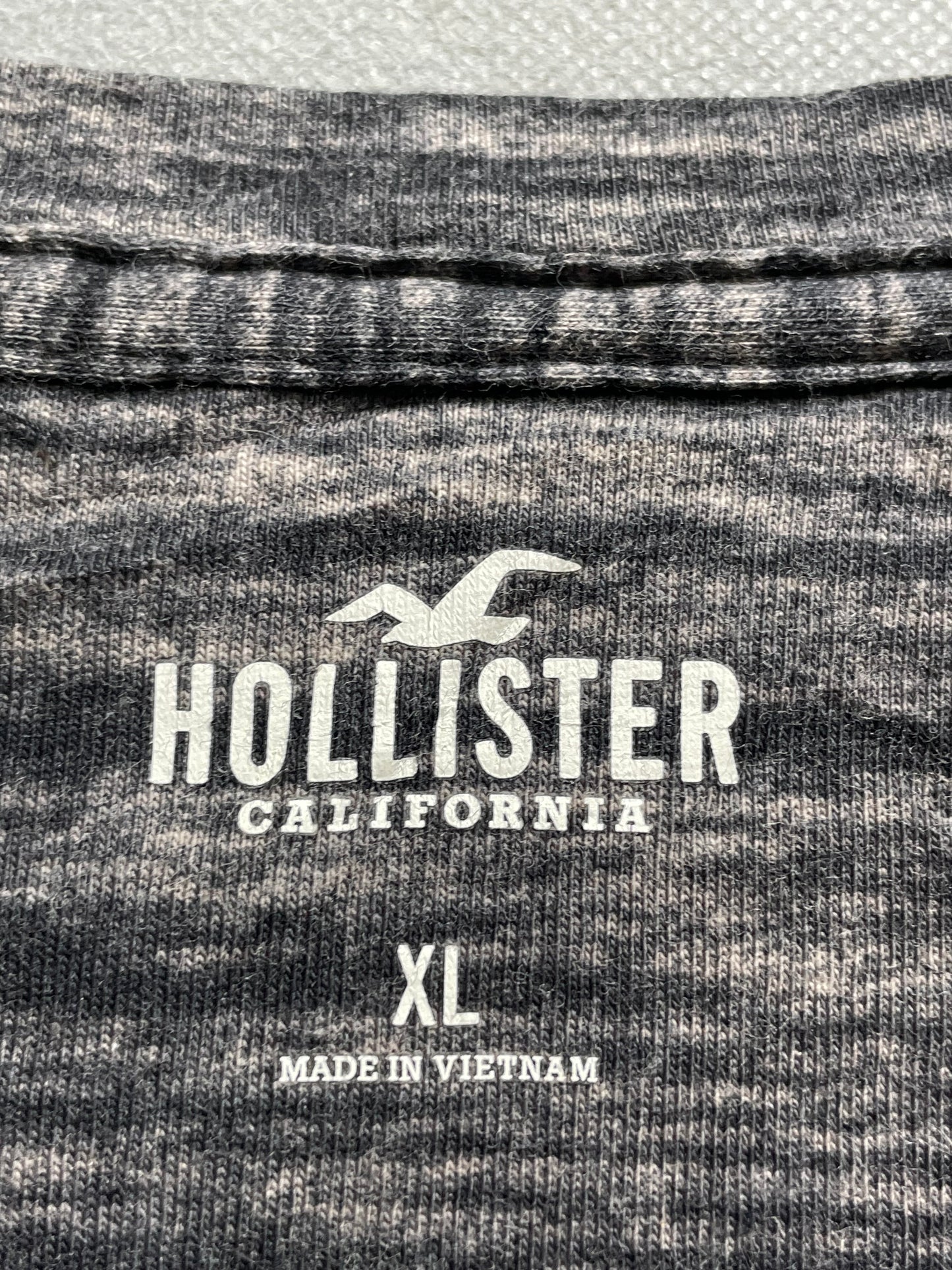 Hollister Black Cotton T Shirt For Men XX Large