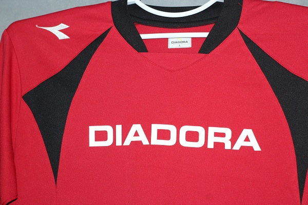 Diadora Branded Original For Sports Men T Shirt | Preloved Labels