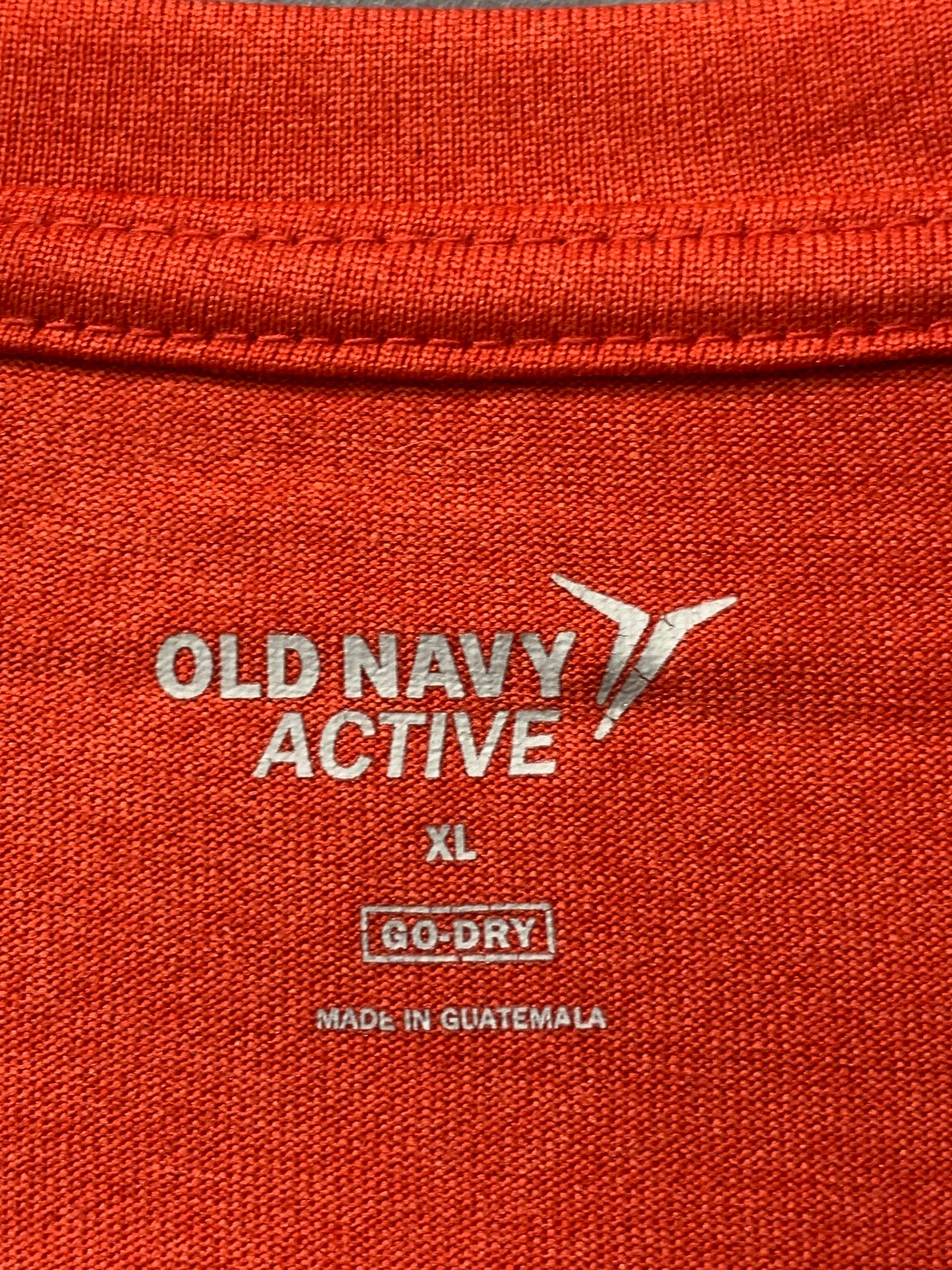 Old Navy For Red Sports Men T Shirt