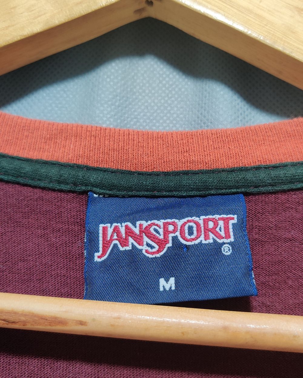 Jan Sport Maroon T Shirt For Men M