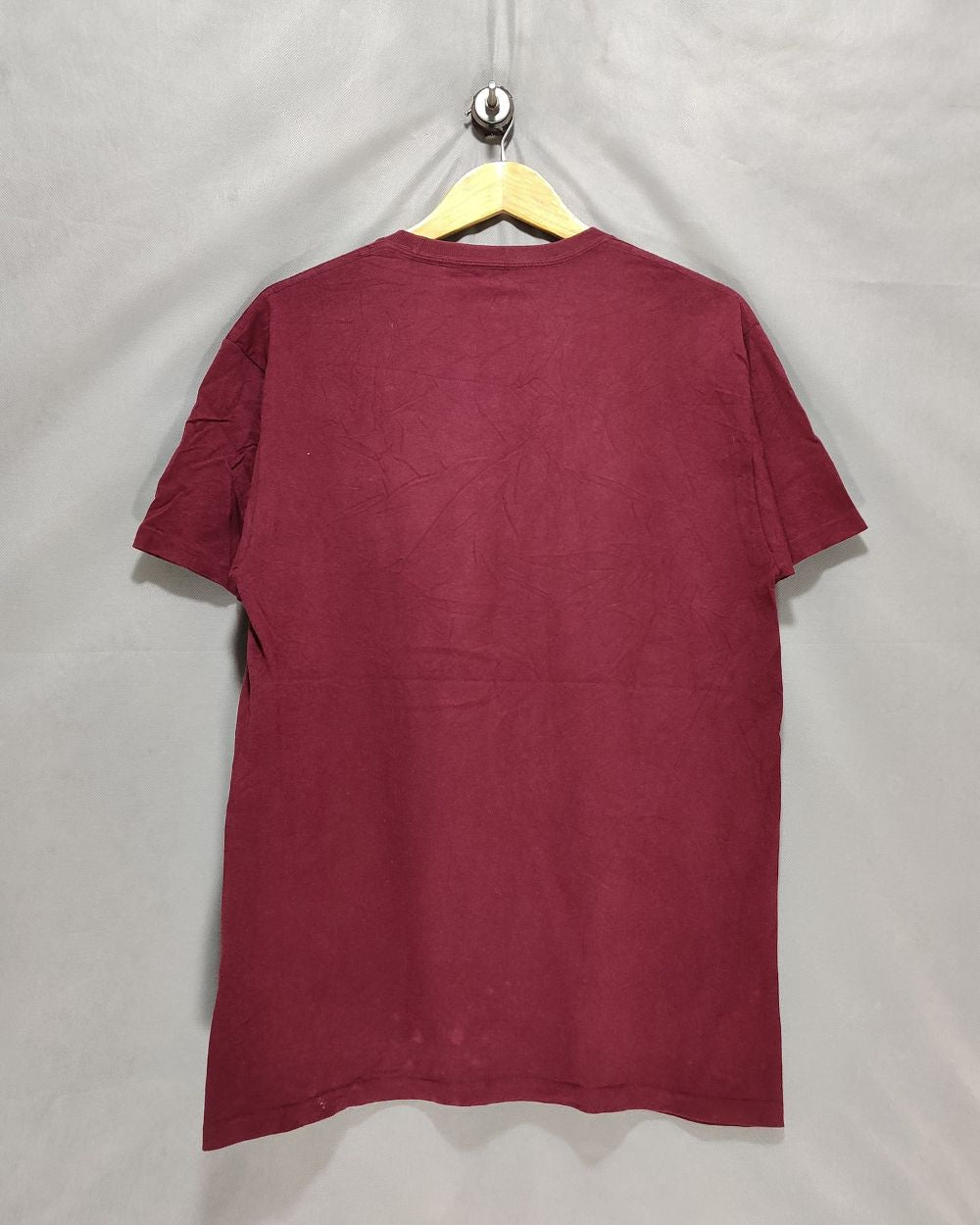 Vans Maroon T Shirt For Men M