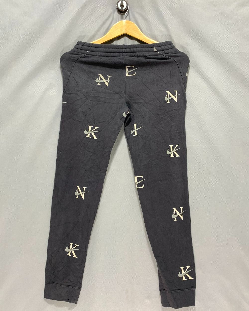 Nike Gray Sport Winter Trouser For Kids 12 Years