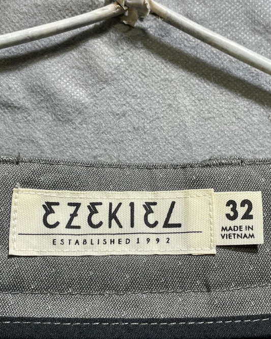 Ezekiel Established Gray Cotton Short For Men M | Preloved Labels