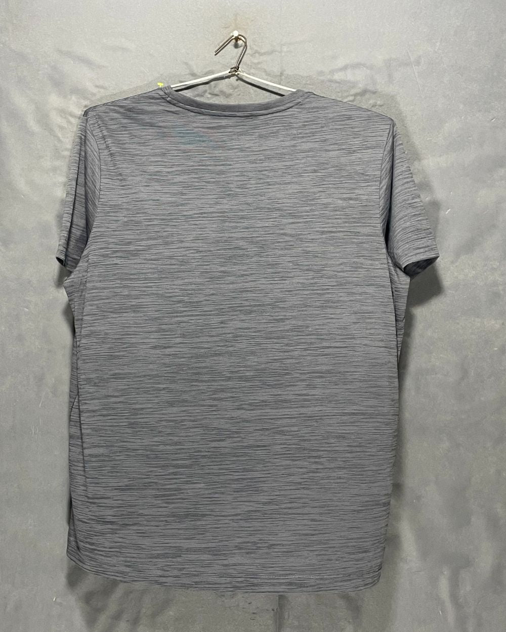 Tek Gear Gray Sports T Shirt For Men XL | Preloved Labels