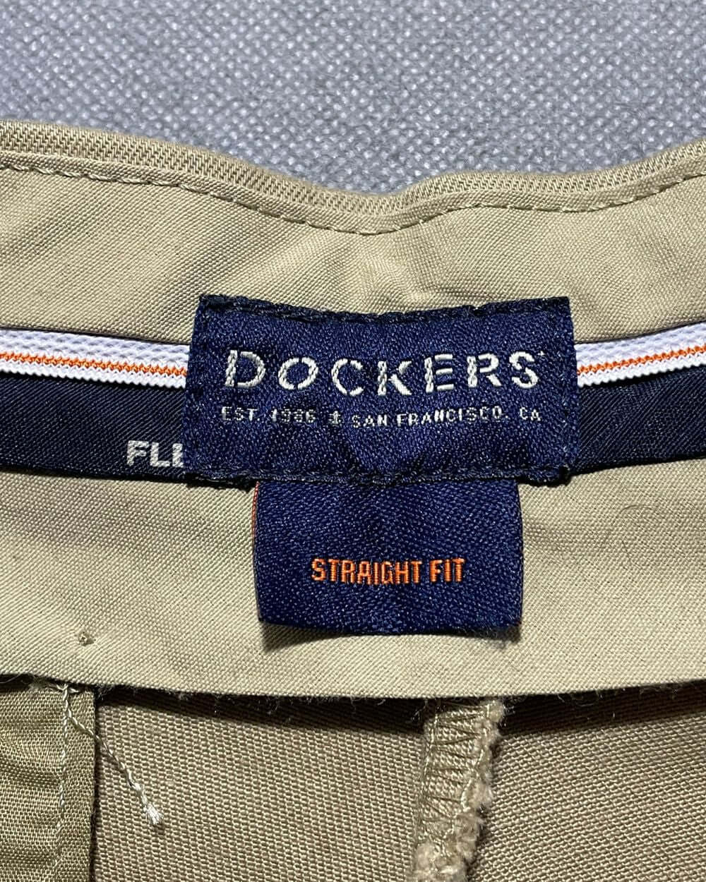 Dockers Khaki Cotton Dress Pant For Men Medium | Preloved Labels