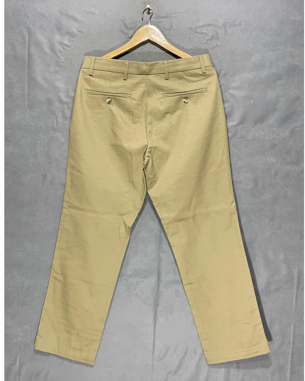Dockers Khaki Cotton Dress Pant For Men Medium | Preloved Labels