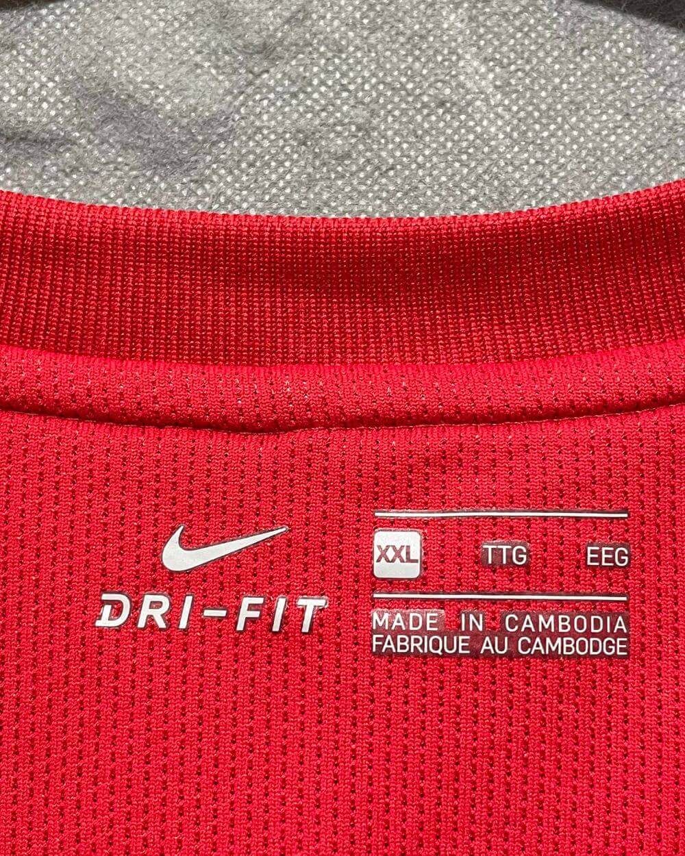 Nike Red Sports T Shirt For Men Medium | Preloved Labels
