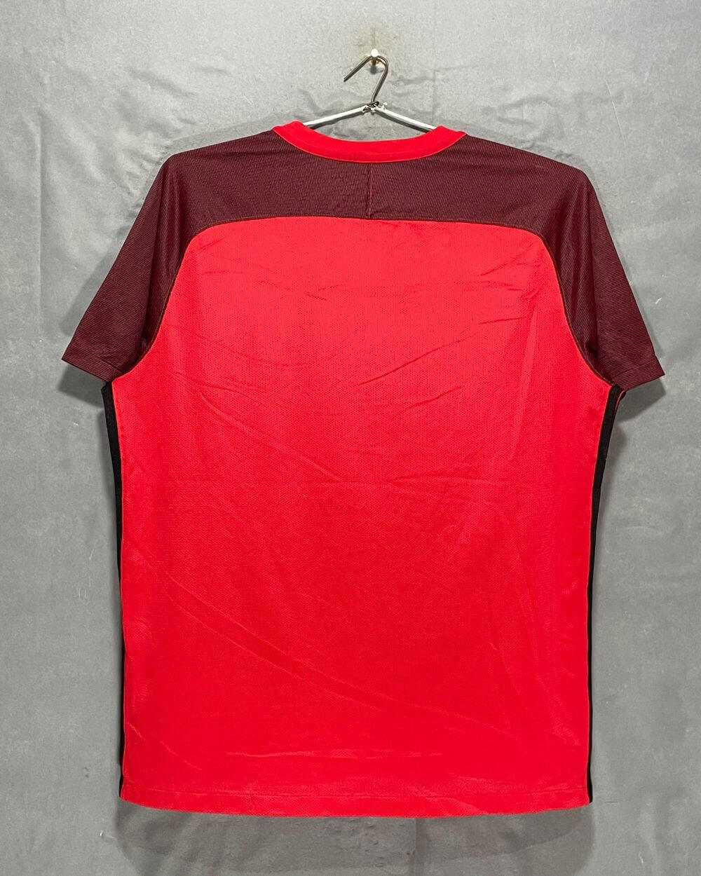 Nike Red Sports T Shirt For Men Medium | Preloved Labels