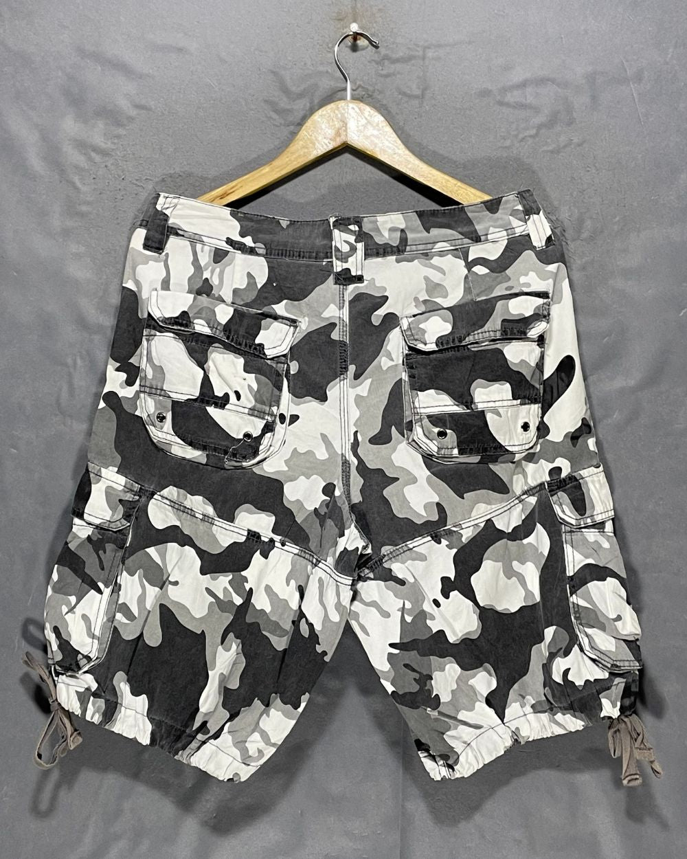 Route66 Cream Cotton Short For Men Large