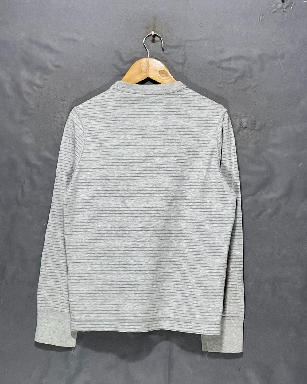 Abercrombie & Fitch Gray T Shirt For Men X Small