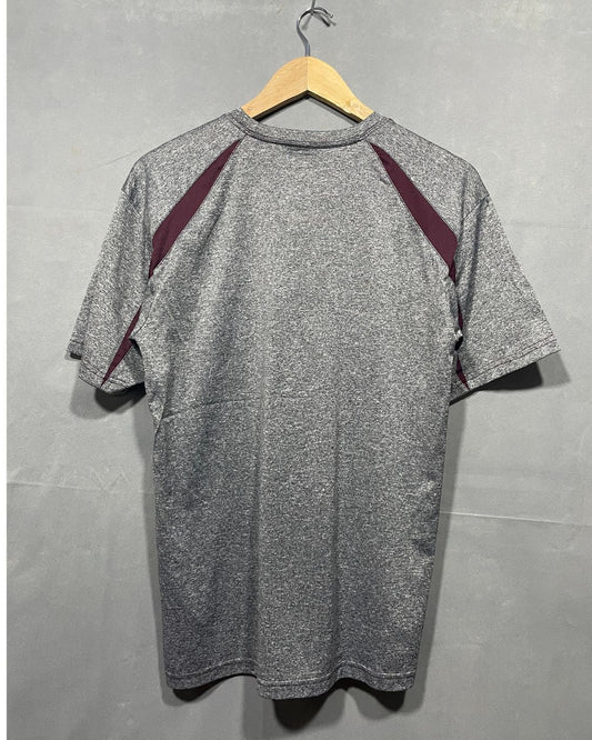 Thrift Hub For Men Sport T Shirt Small