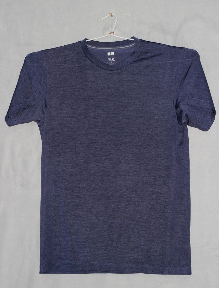 Uniqlo Dry Branded Original For Sports Men T Shirt | Preloved Labels