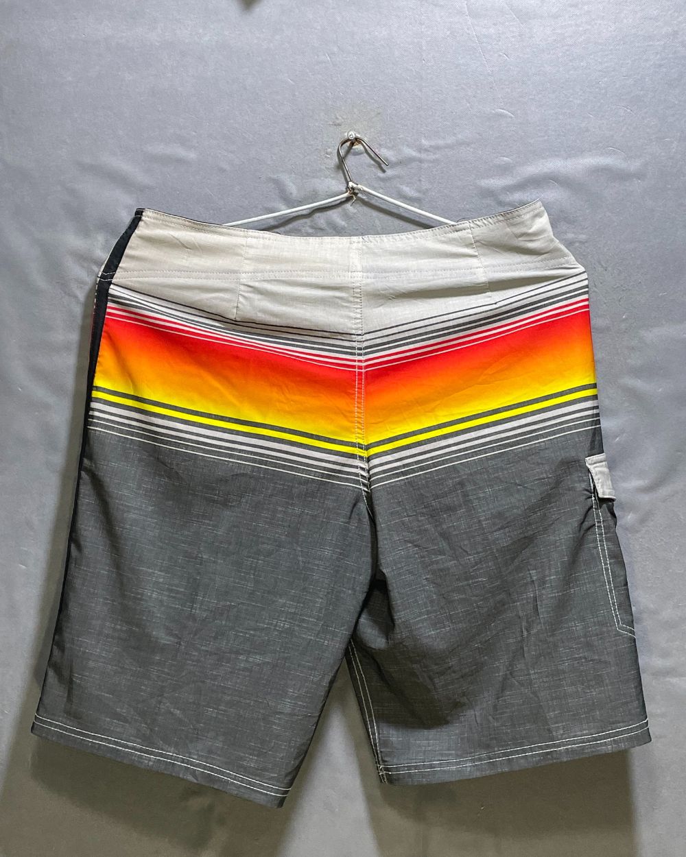 Mossimo Gray Parachute Short For Men M | Preloved Labels