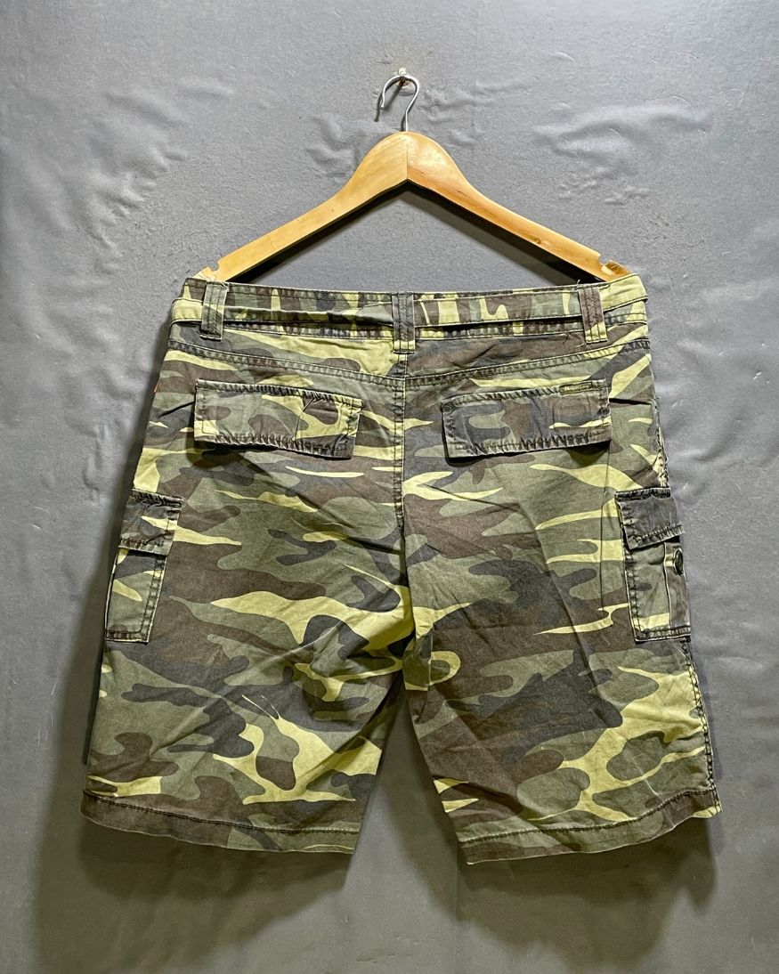 Unionbay Blue Camouflage Short For Men M | Preloved Labels