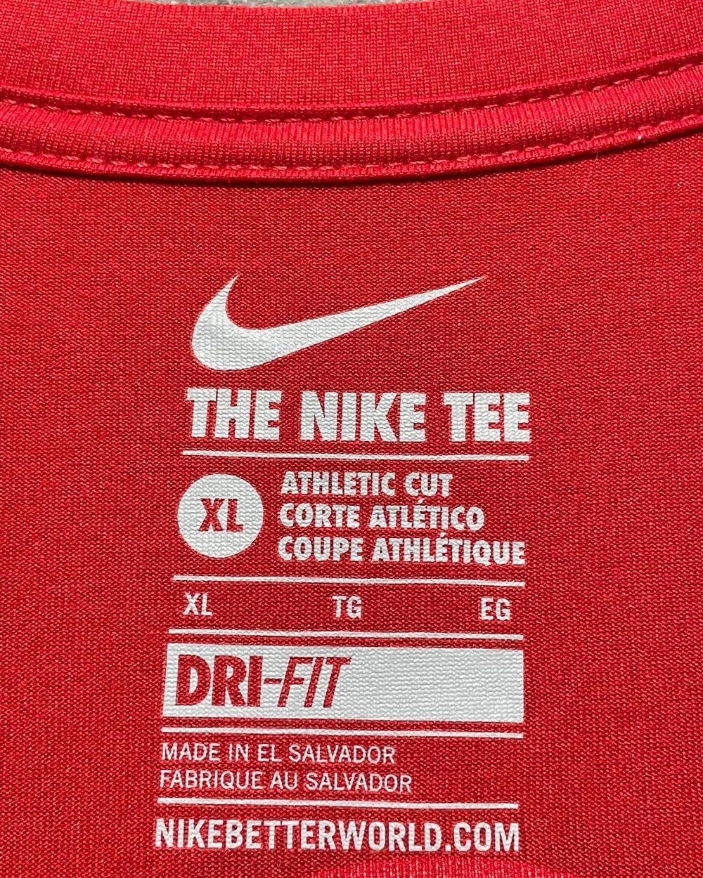 Nike Red Sports T Shirt For Men L | Preloved Labels