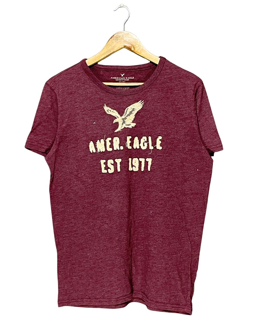American Eagle Maroon T Shirt For Men M