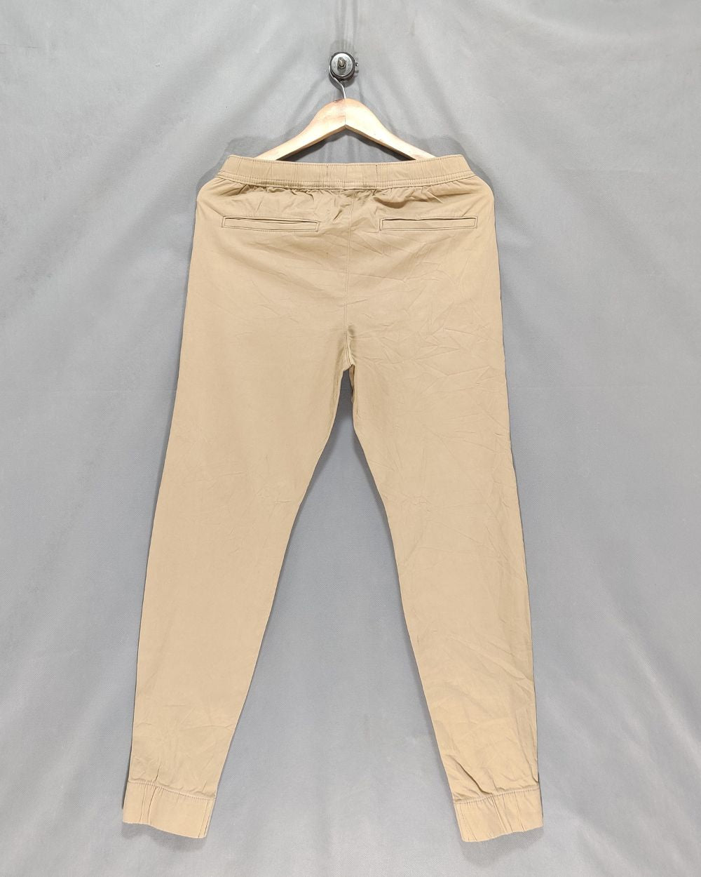 Hollister Khaki Cotton For Men Cargo Pant XS