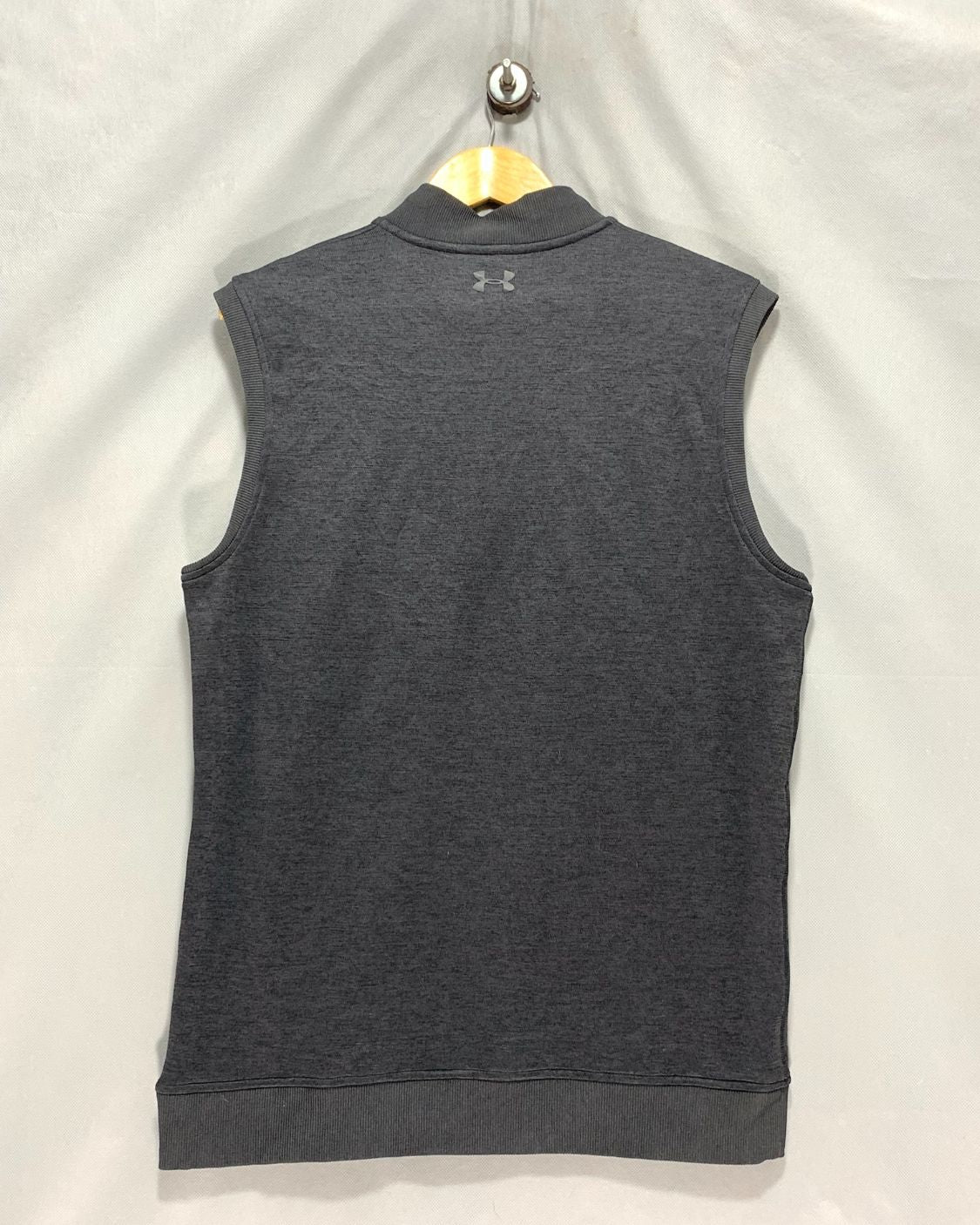 Under Armour Gray For Men Sweatshirt M