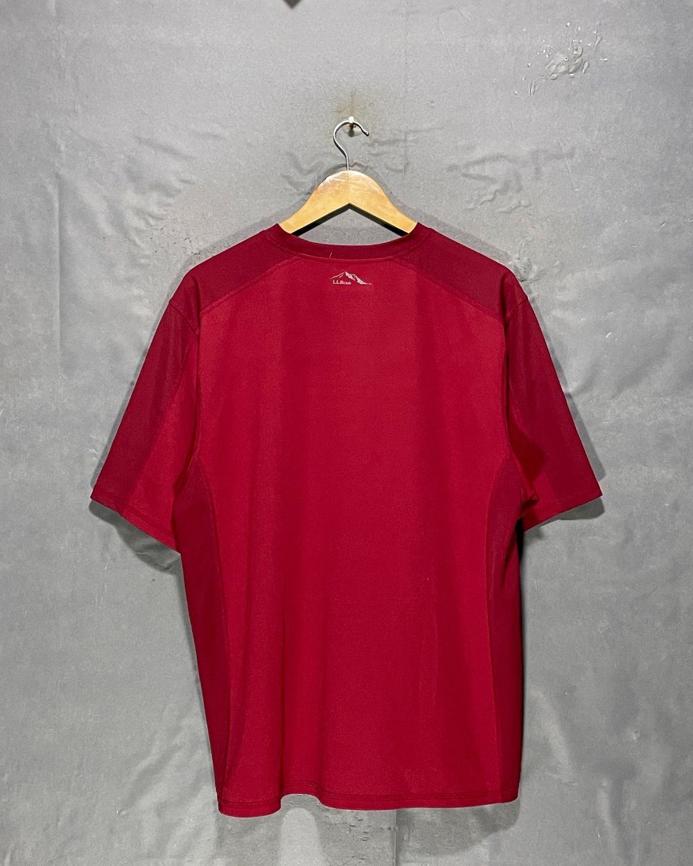 L.L.Bean Maroon Sports T Shirt For Men XL