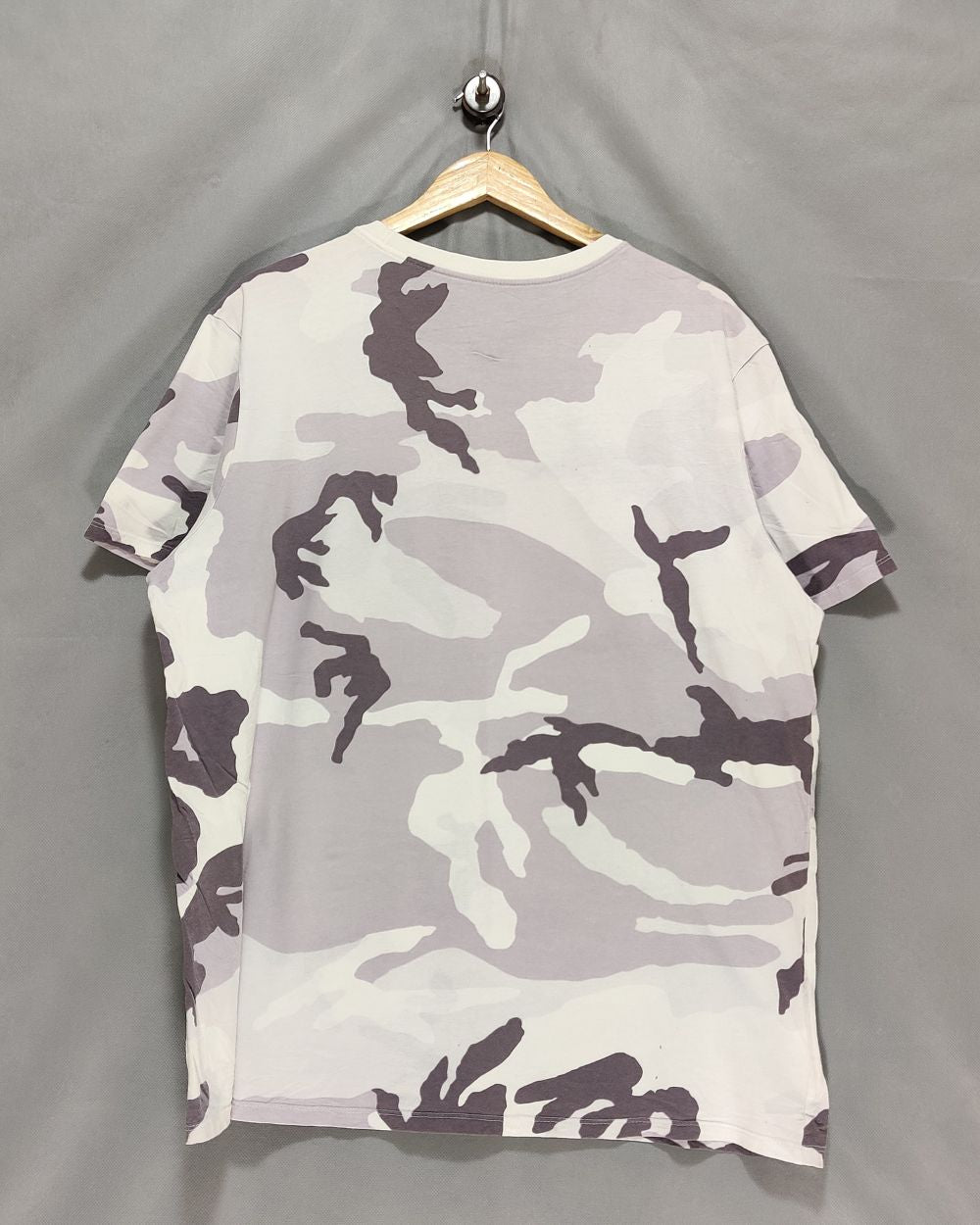 Nike Camouflage T Shirt For Men XL