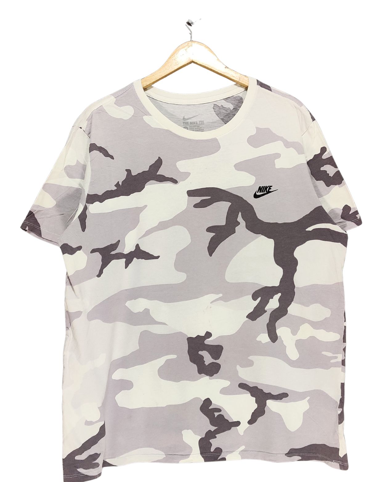 Nike Camouflage T Shirt For Men XL