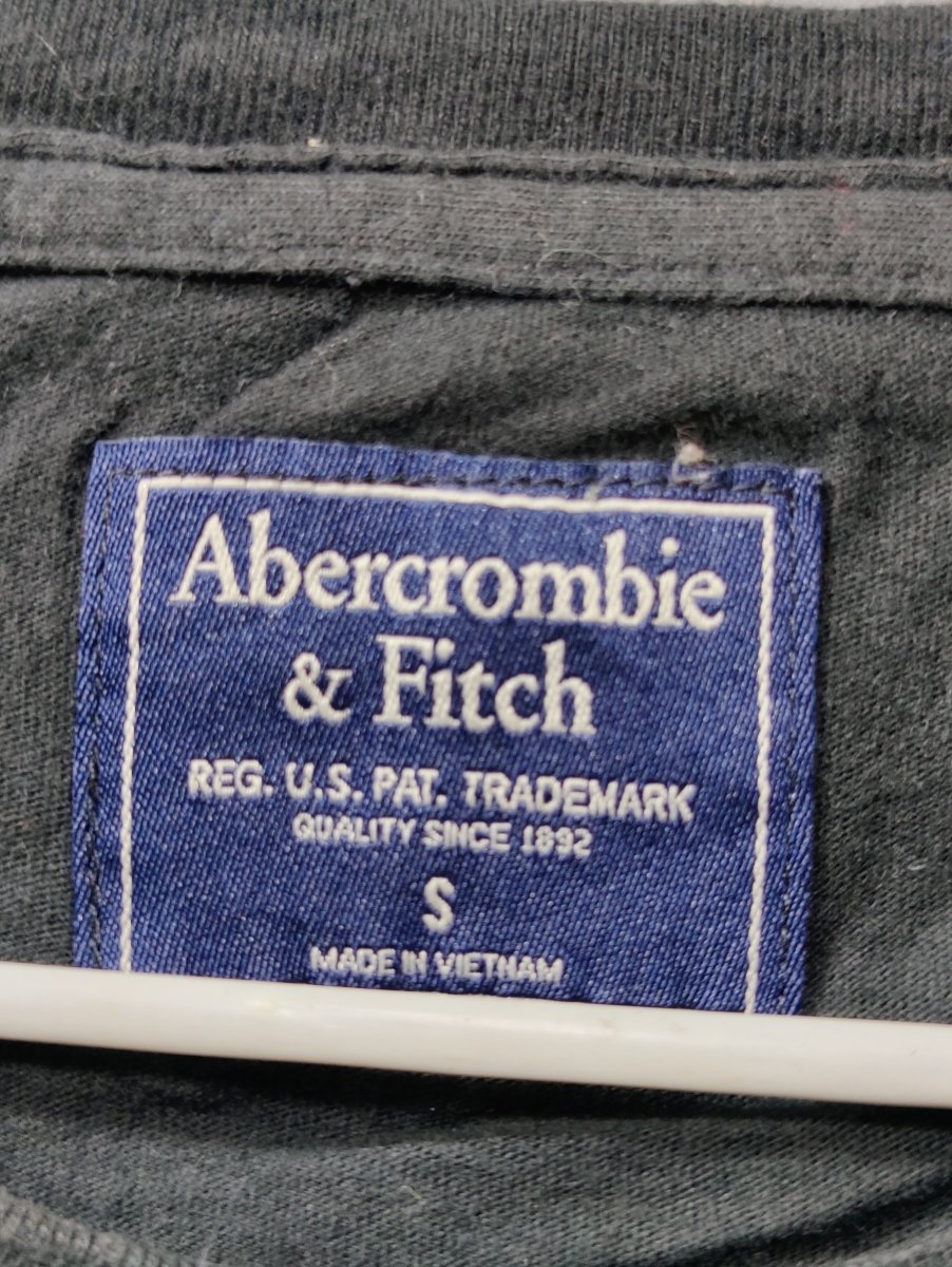Abercrombie & Fitch Branded Original Cotton T Shirt For Men - Preloved Labels