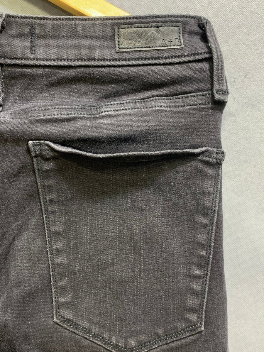 Abercrombie & Fitch Branded Original Denim Jeans For Kids - Preloved Labels