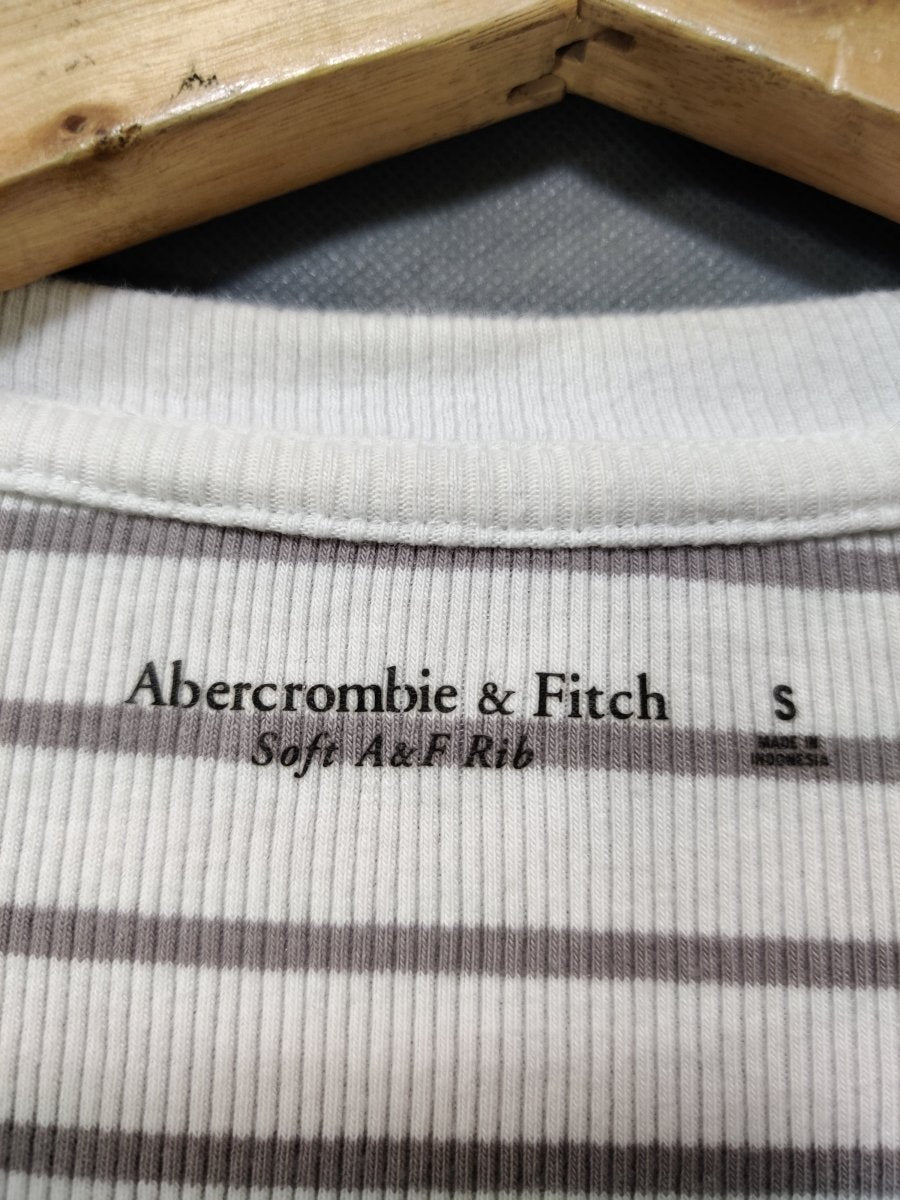 Abercrombie & Fitch Branded Original For Cotton Women T Shirt - Preloved Labels