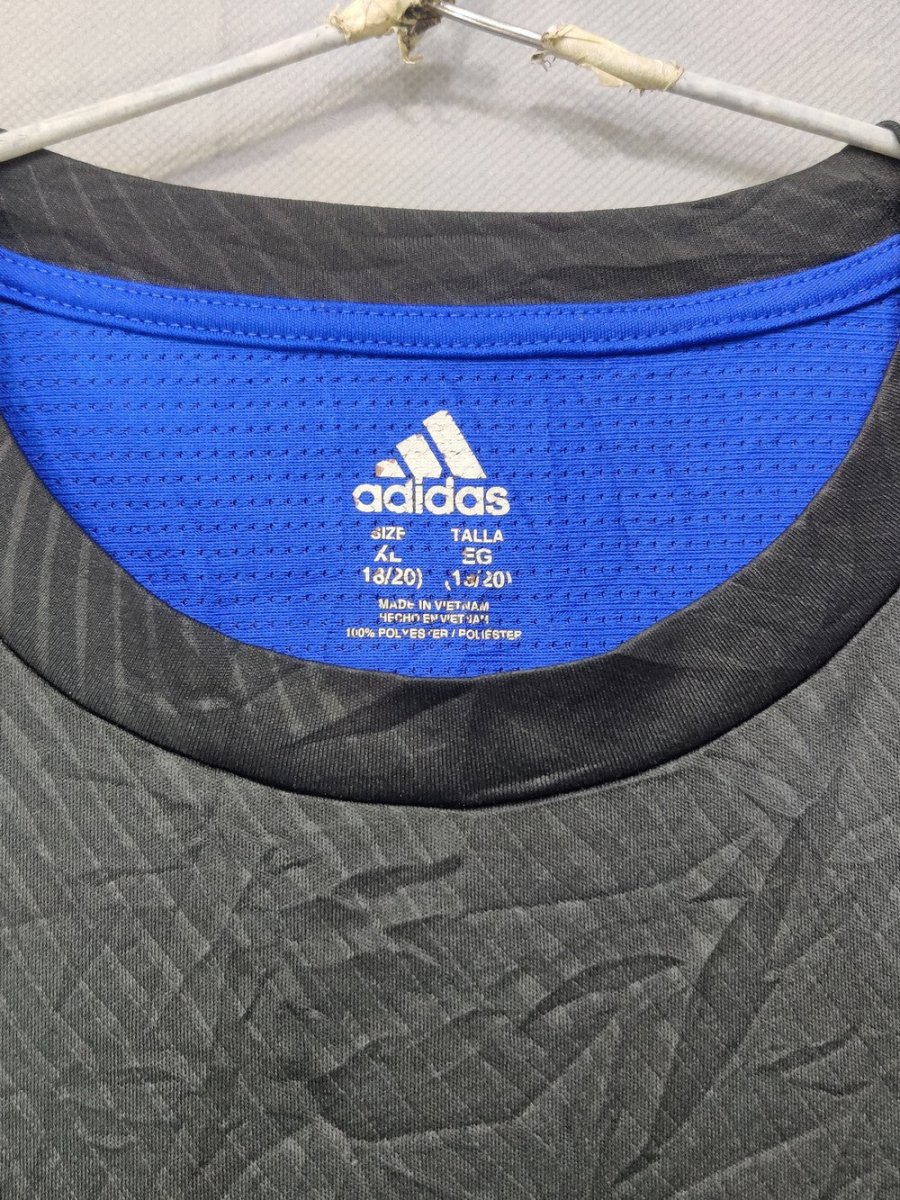Adidas Branded Original For Sports Men T Shirt - Preloved Labels