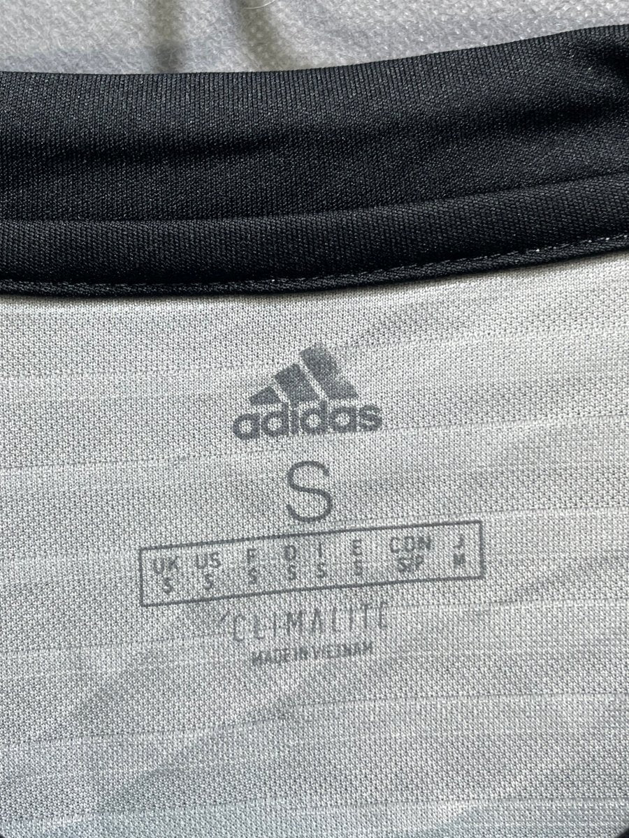 Adidas Gray For Men Sports T Shirt S - Preloved Labels
