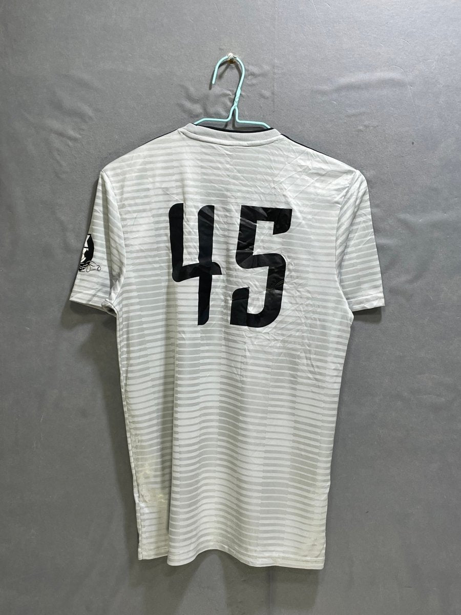 Adidas Gray For Men Sports T Shirt S - Preloved Labels