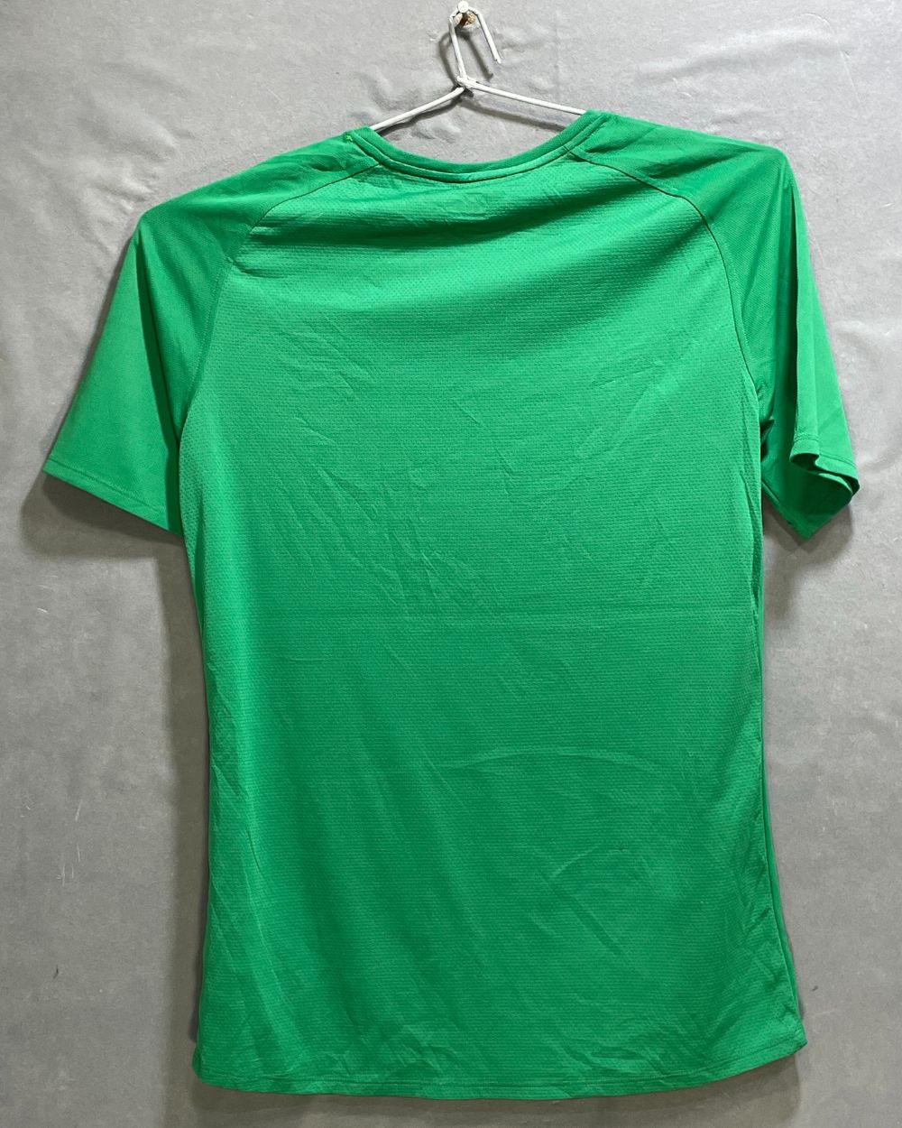 Canterbury Green Sport For Women T Shirt Medium - Preloved Labels