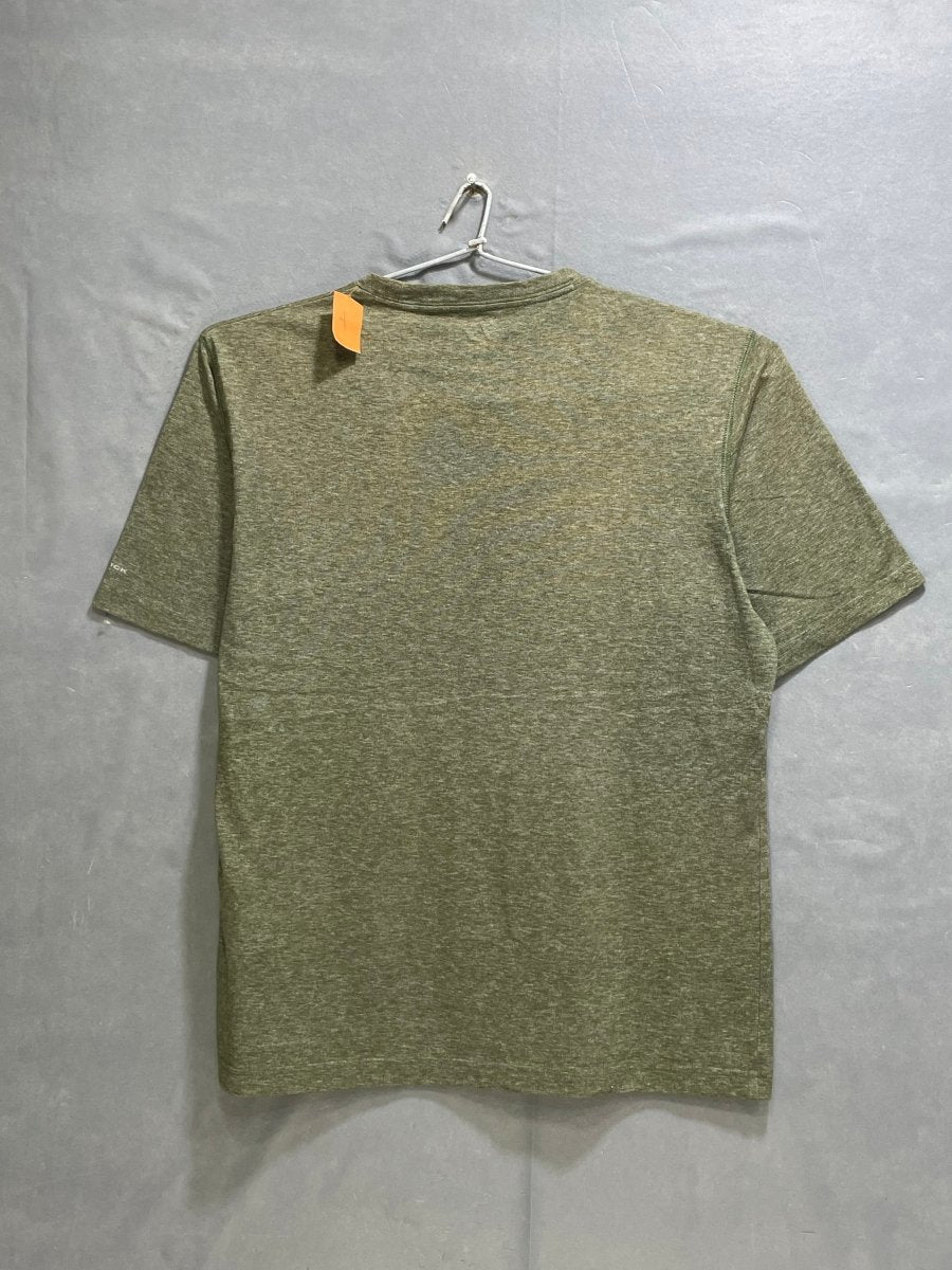 Columbia Green For Men Sports T Shirt M - Preloved Labels
