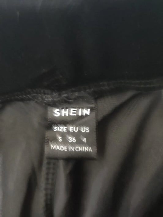 SHEIN Women Black Sport Trouser - Preloved Ladies Trousers Pakistan - Summer Polyester - Size 26 to 28 - Photo 2