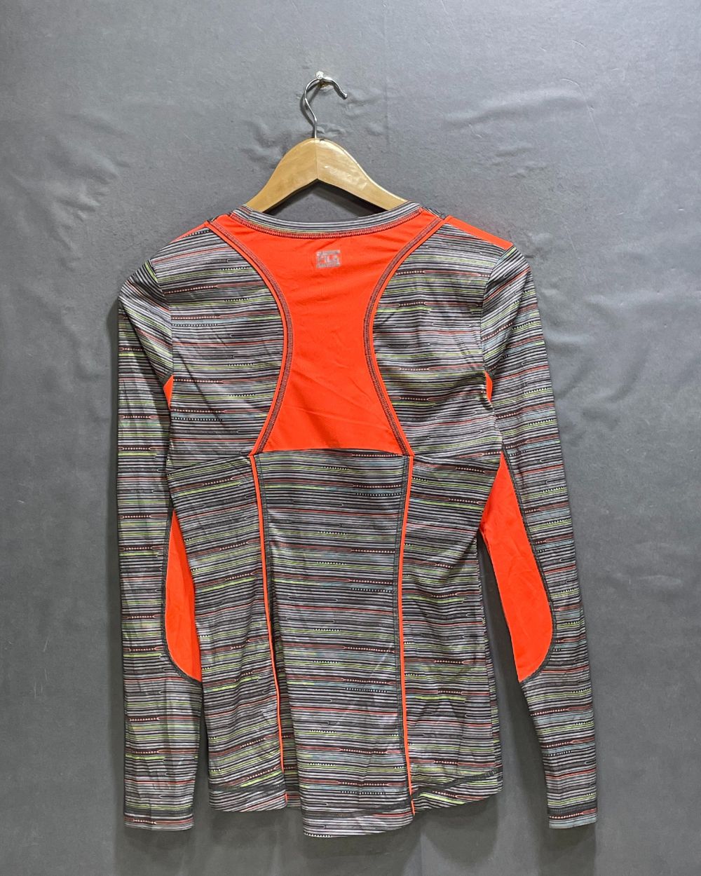 Fila Grey & Orange Polyester Jersey Sport For Women T Shirt X Small - Preloved Labels